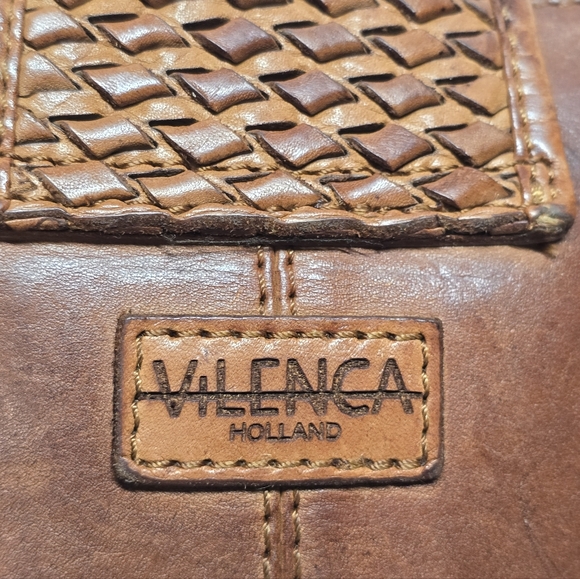 Vilenca Holland Genuine Cognac Brown Leather Crossbody Bay Purse Boho Chic - Picture 4 of 14
